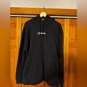New never worn black hollister hoodie.
